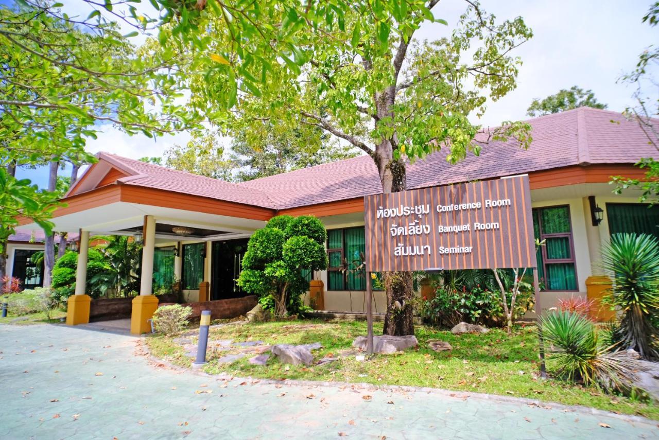Rnana Grand Hotel Phang Nga Exterior foto