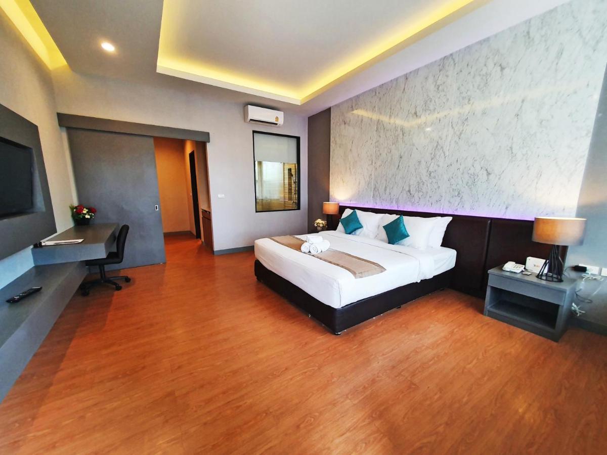 Rnana Grand Hotel Phang Nga Exterior foto